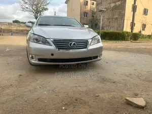 Lexus ES 350 2011 Silver