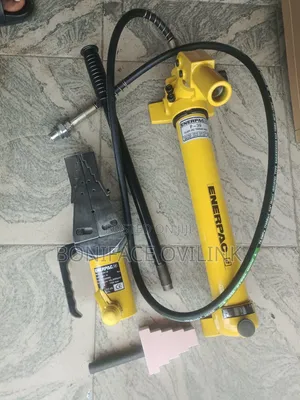 Enerpac Flange Expander With Hydraulic Jack