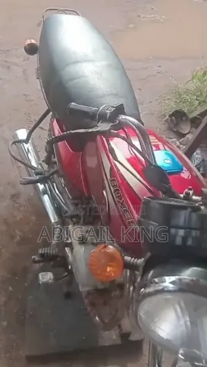 Bajaj Boxer 2022 Red