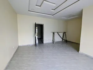 4bdrm Townhouse / Terrace in Katampe for rent