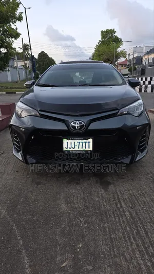 Toyota Corolla SE (1.8L 4cyl 2A) 2019 Gray