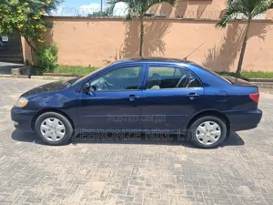 Toyota Corolla LE 2005 Blue