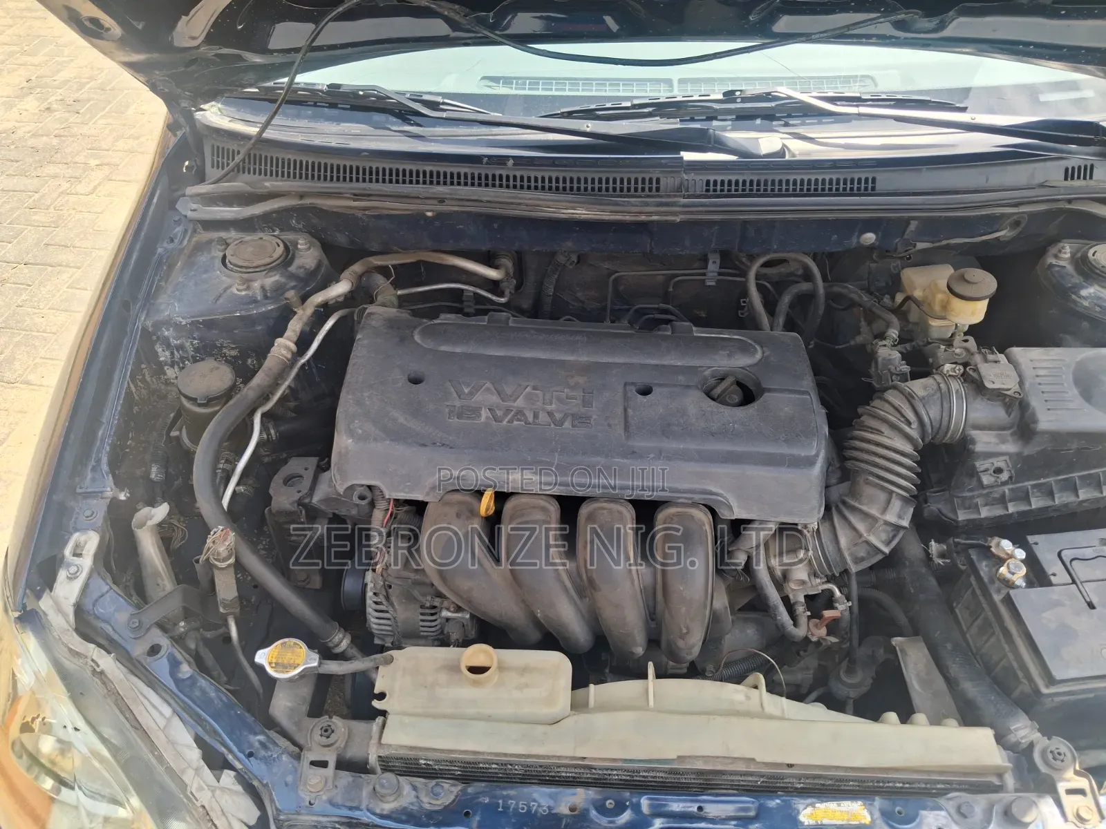 Toyota Corolla LE 2005 Blue
