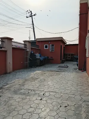 Furnished 3bdrm Block of Flats in Olorunda, Ogudu GRA for rent