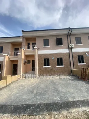 3bdrm Townhouse / Terrace in Apo for rent