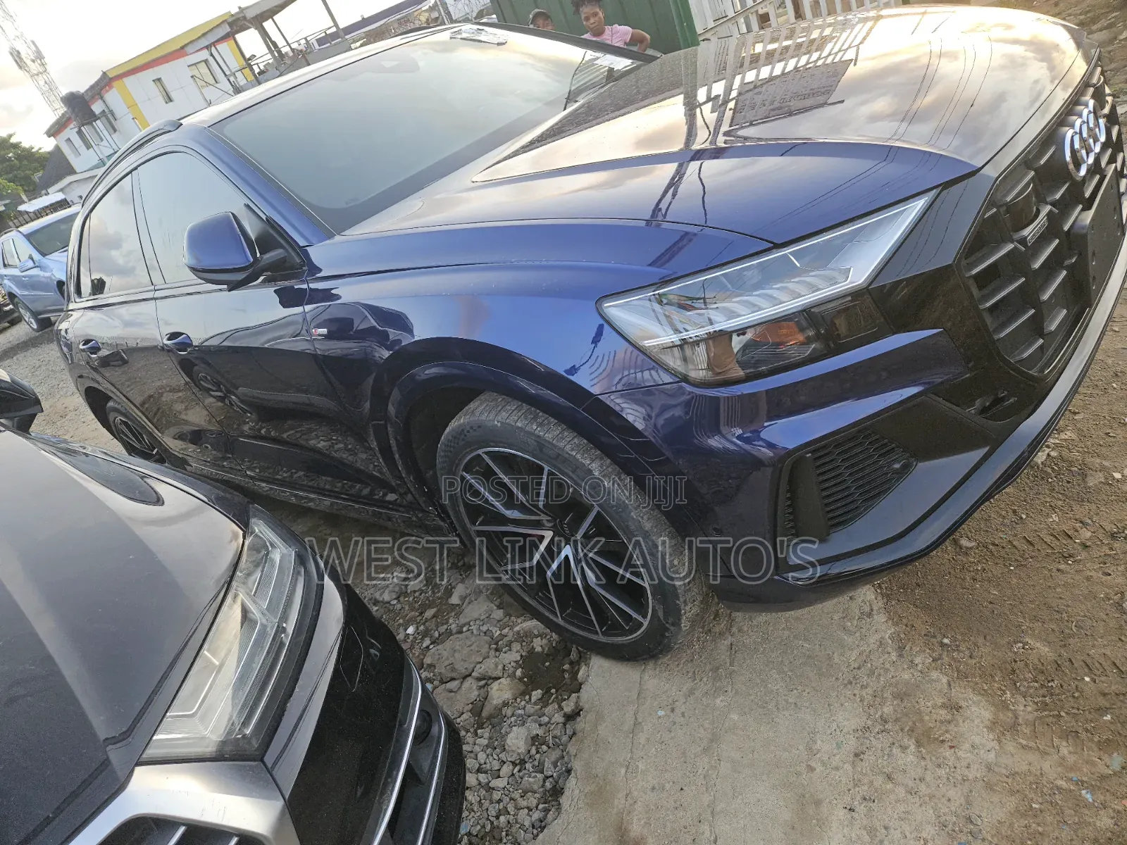 Audi Q8 2022 Blue