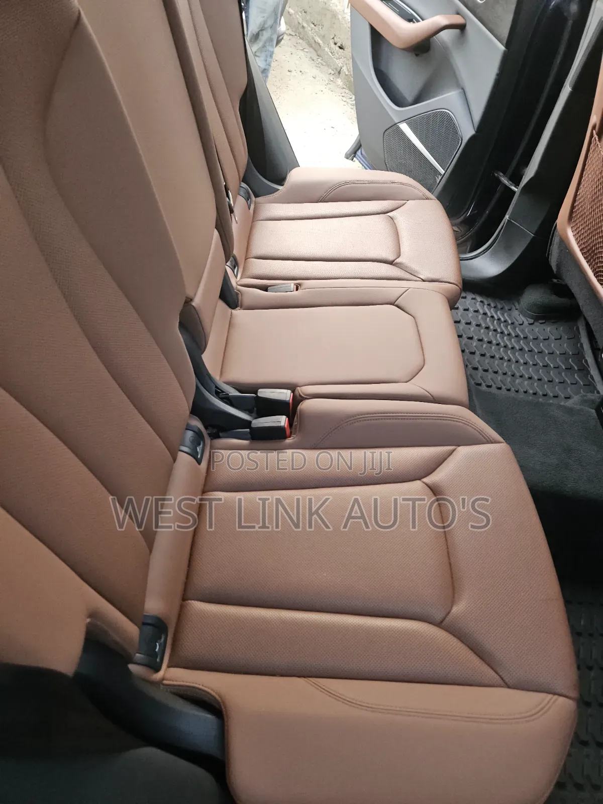Audi Q8 2022 Blue