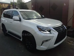 Lexus GX 2023 White
