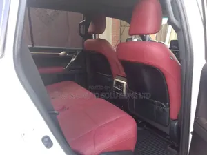 Lexus GX 2023 White