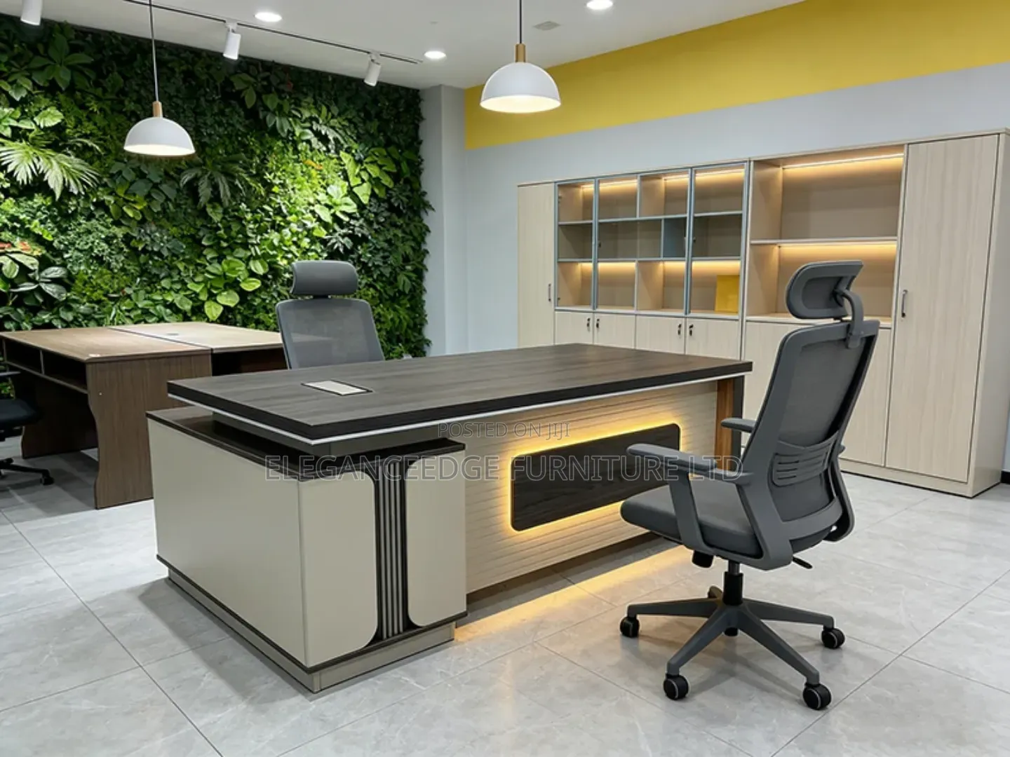 1.6 Meter Executive Director Office Table With Led Light