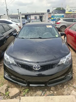 Toyota Camry SE 4dr Sedan (2.5L 4cyl 6A) 2014 Black