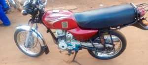 Bajaj Boxer 100 2018 Red