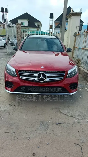 Mercedes-Benz GLC-Class 2018 Maroon