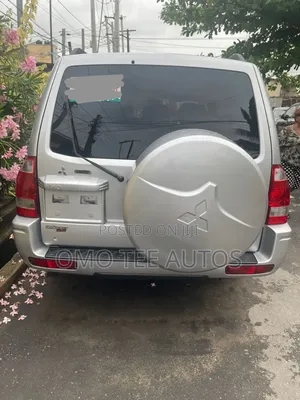 Mitsubishi Montero 3.0 AWD 2005 Silver