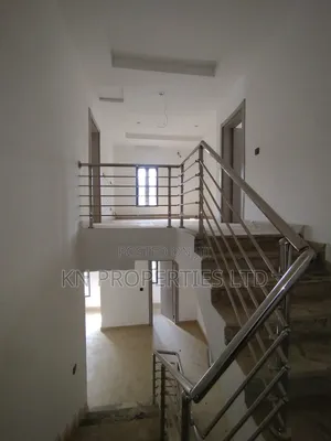 6bdrm Duplex in Durumi for rent
