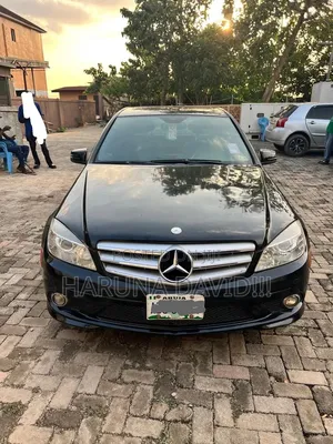 Mercedes-Benz C300 2010 Black