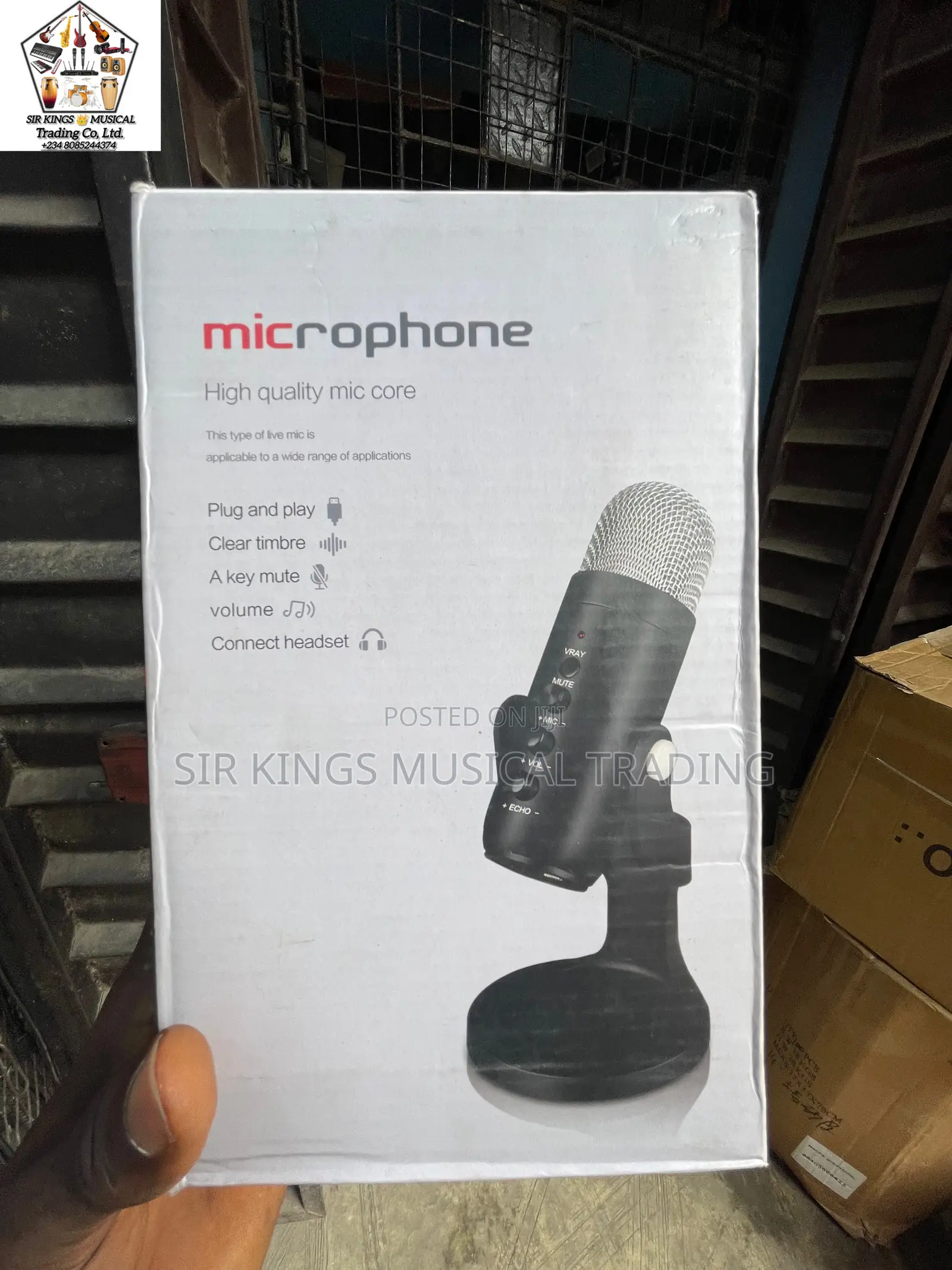 Dynamic Podcast Microphone