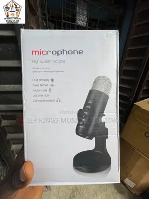 Dynamic Podcast Microphone