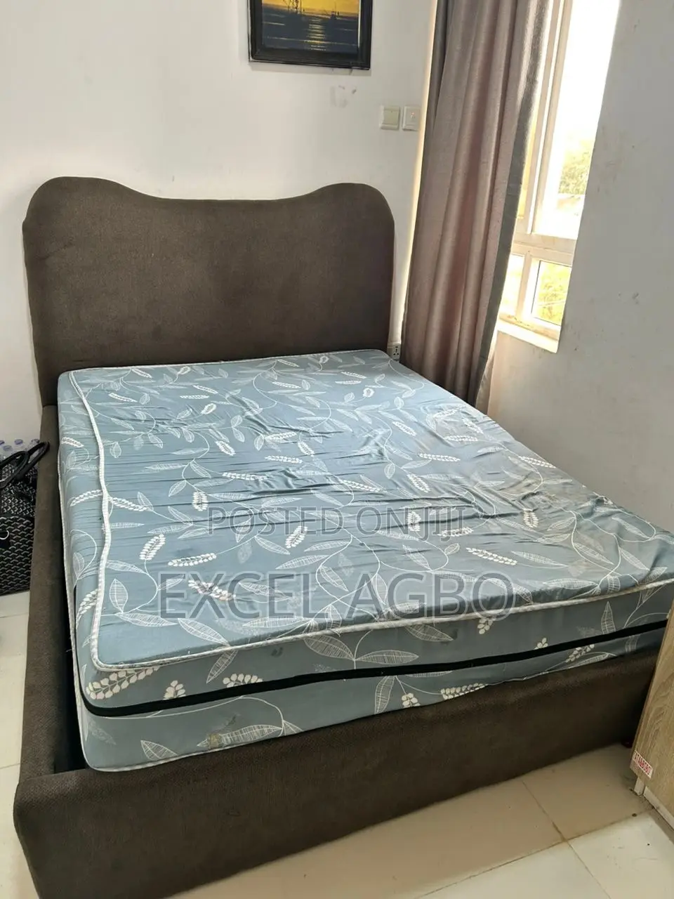 Bedframe and Foam