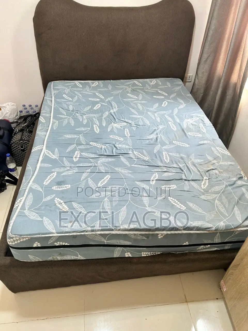 Bedframe and Foam