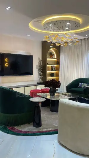 Luxurious 3 Bedroom Waterfront Apartment