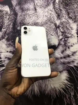 Apple iPhone 11 128 GB White