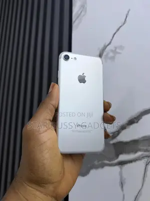 Apple iPhone 7 32 GB White