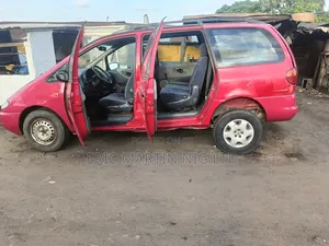 Volkswagen Sharan 2000 Red