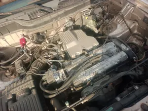 Honda CR-V 2002 Gold