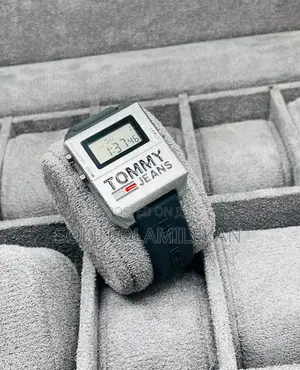 Tommy Hilfiger Silicone Digital Rubber Wristwatch` *