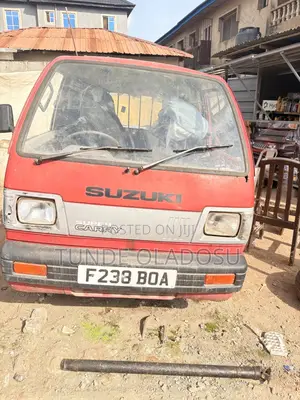 Suzuki Every 1980 Red