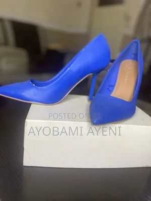 Preloved Closed Toe Heels