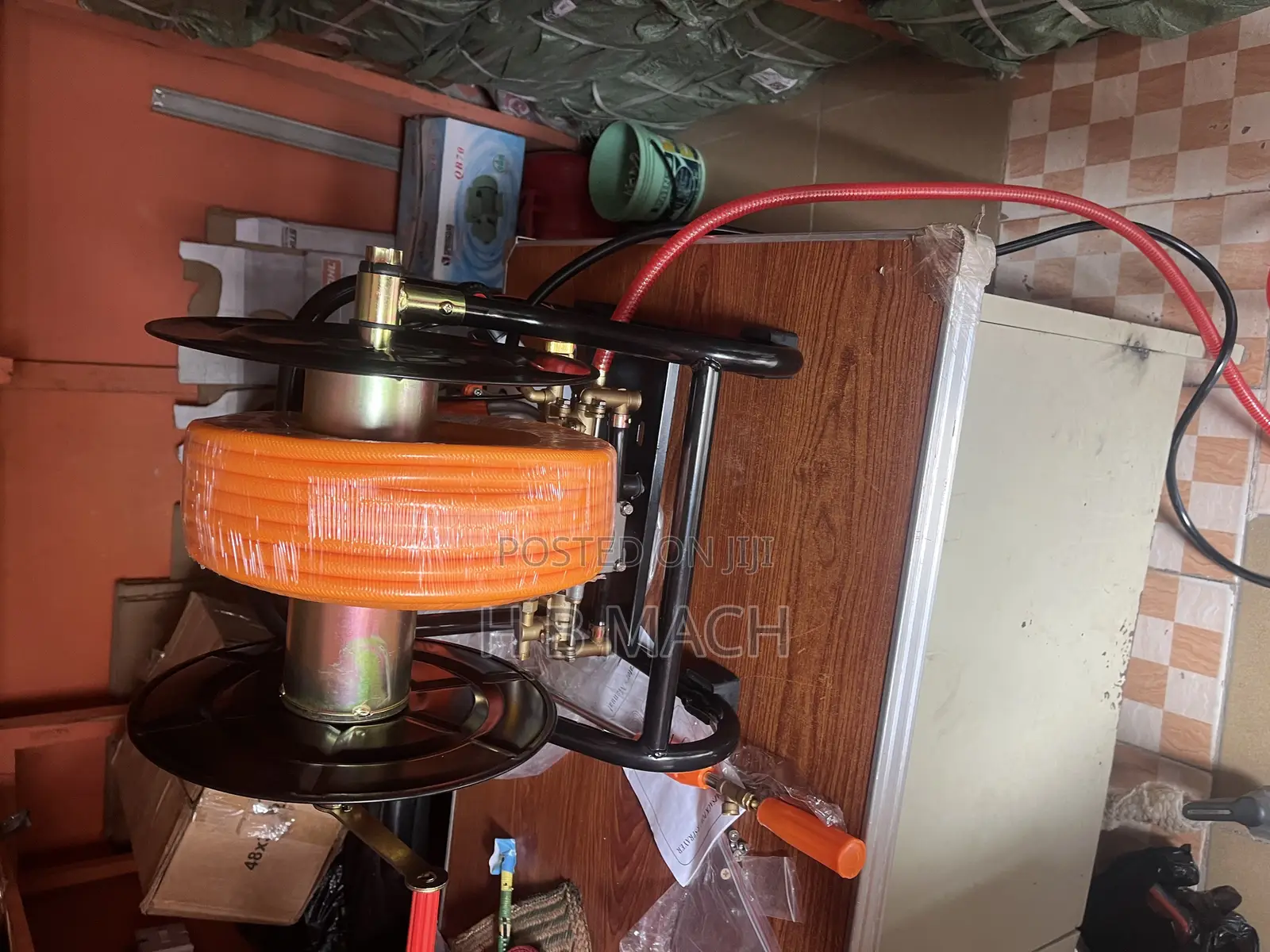 Power Sprayer With Roller