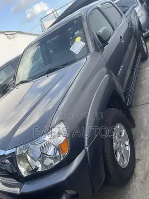 Toyota Tacoma Double Cab V6 2011 Gray