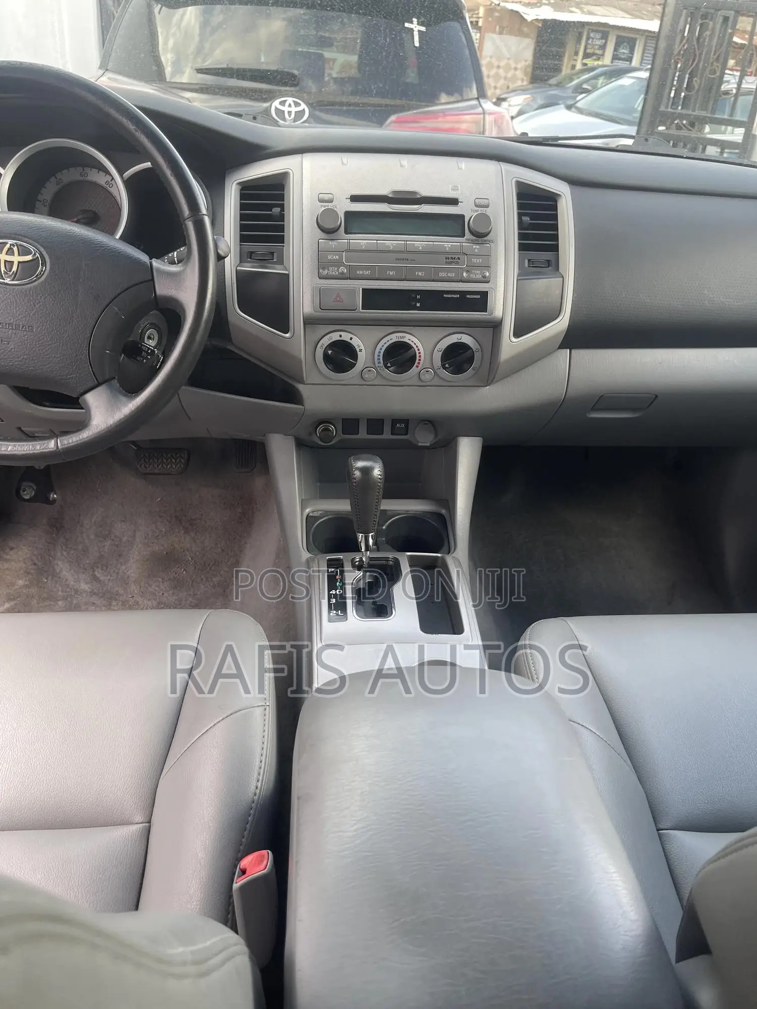 Toyota Tacoma Double Cab V6 2011 Gray