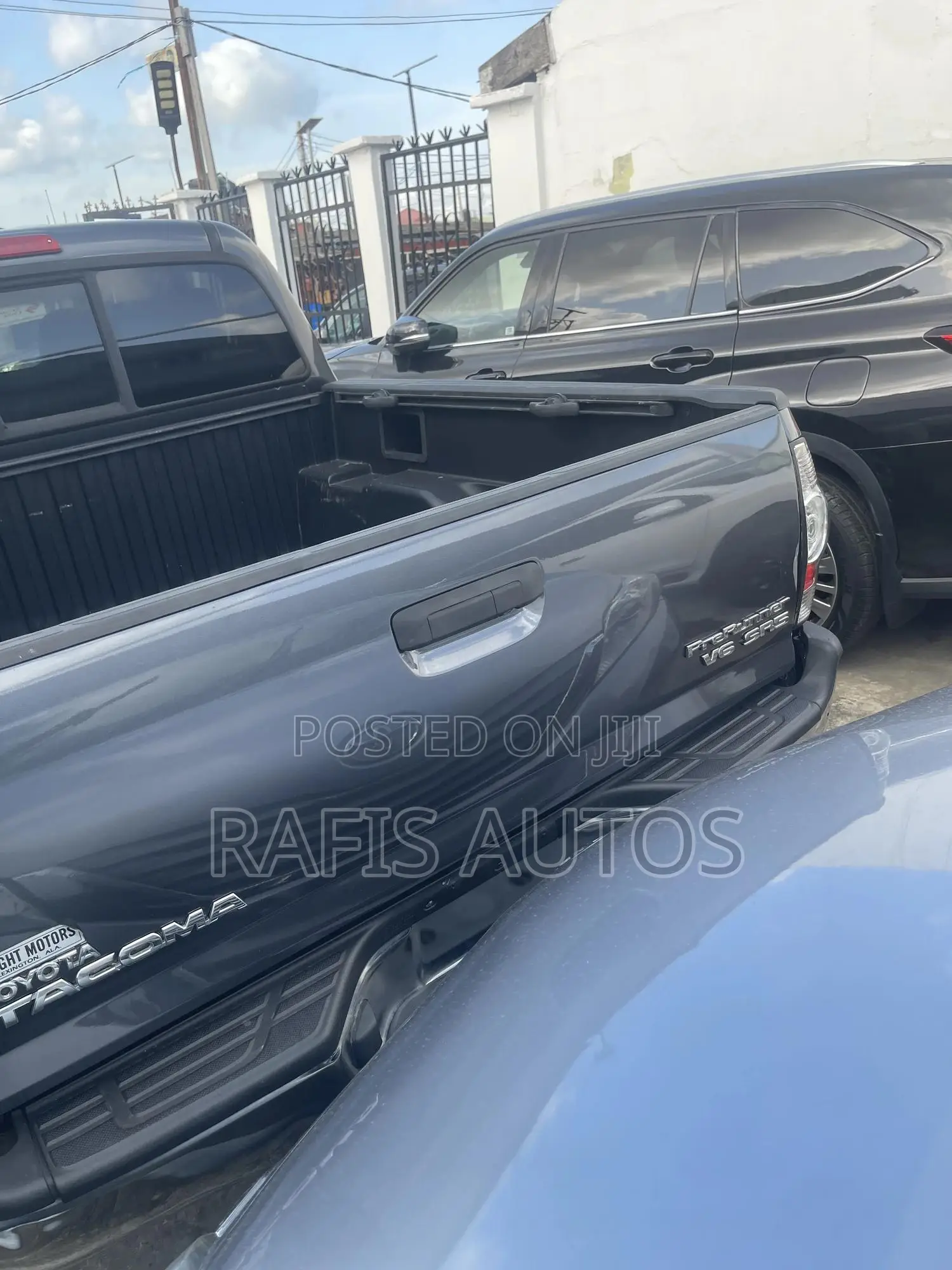Toyota Tacoma Double Cab V6 2011 Gray