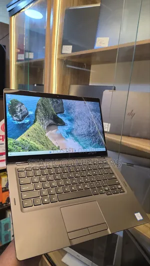 Laptop Dell Latitude 5300 16GB Intel Core i5 SSD 512GB