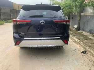 Toyota Highlander Platinum AWD 2020 Blue