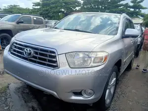 Toyota Highlander Limited 2010 Silver