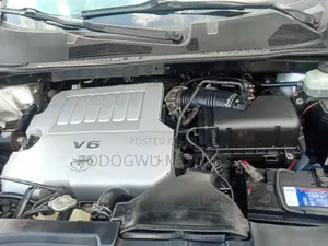 Toyota Highlander Limited 2010 Silver