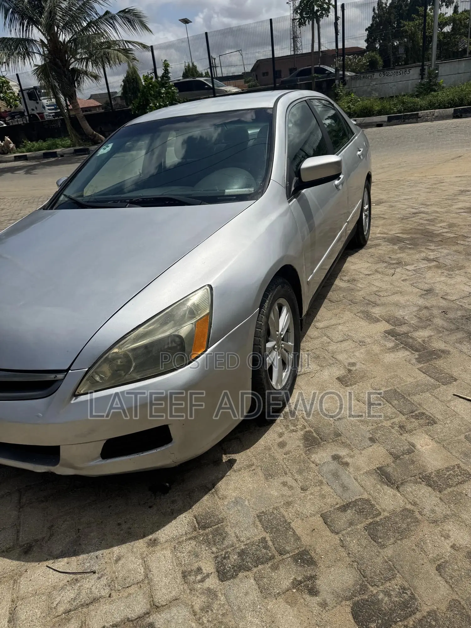 Honda Accord 2005 Silver