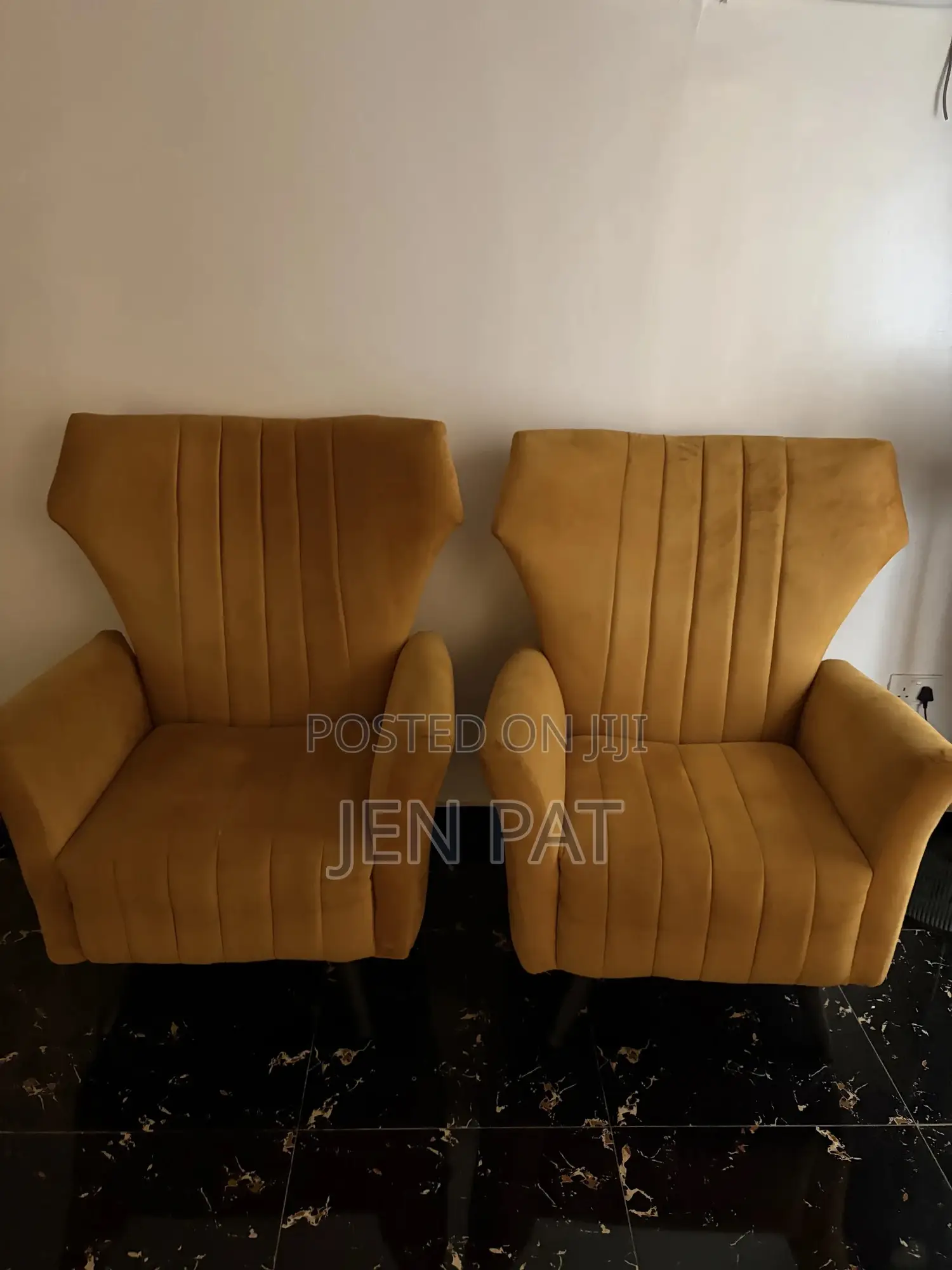 Declutter, Accent Chairs , Indoor