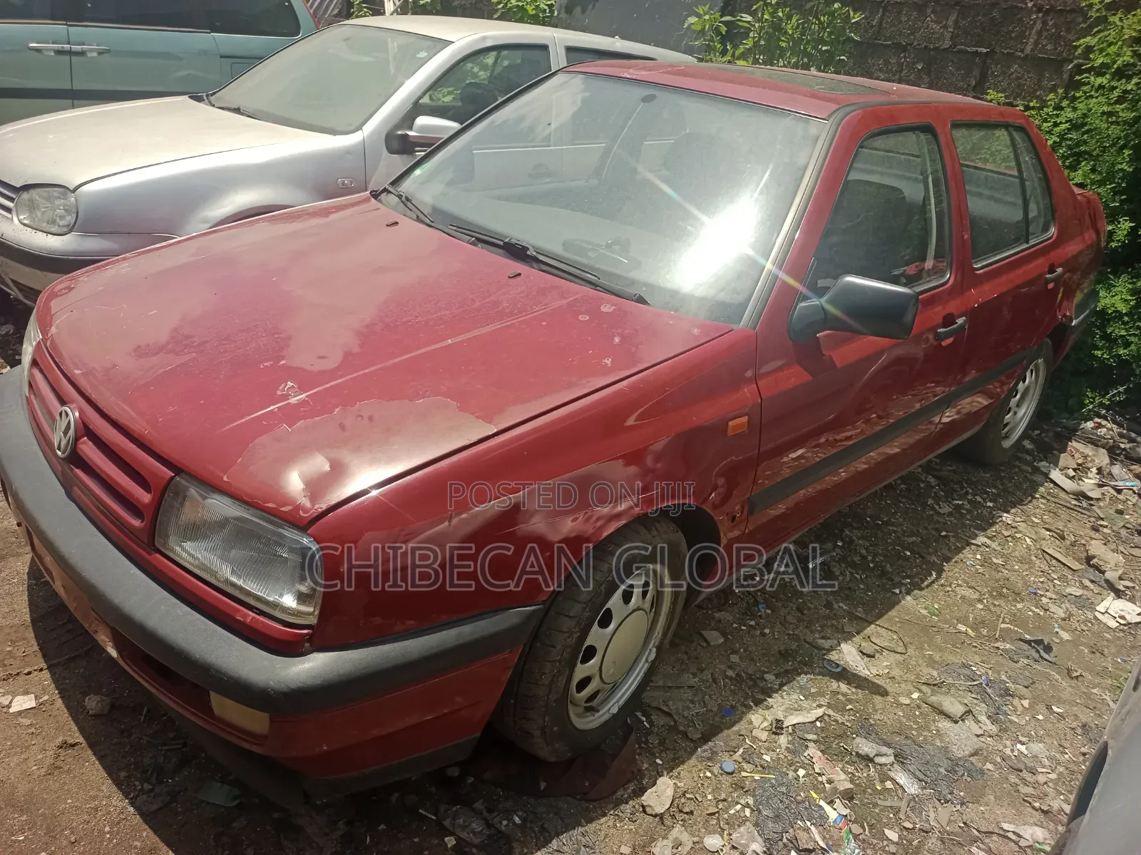Volkswagen Vento 2004 Red
