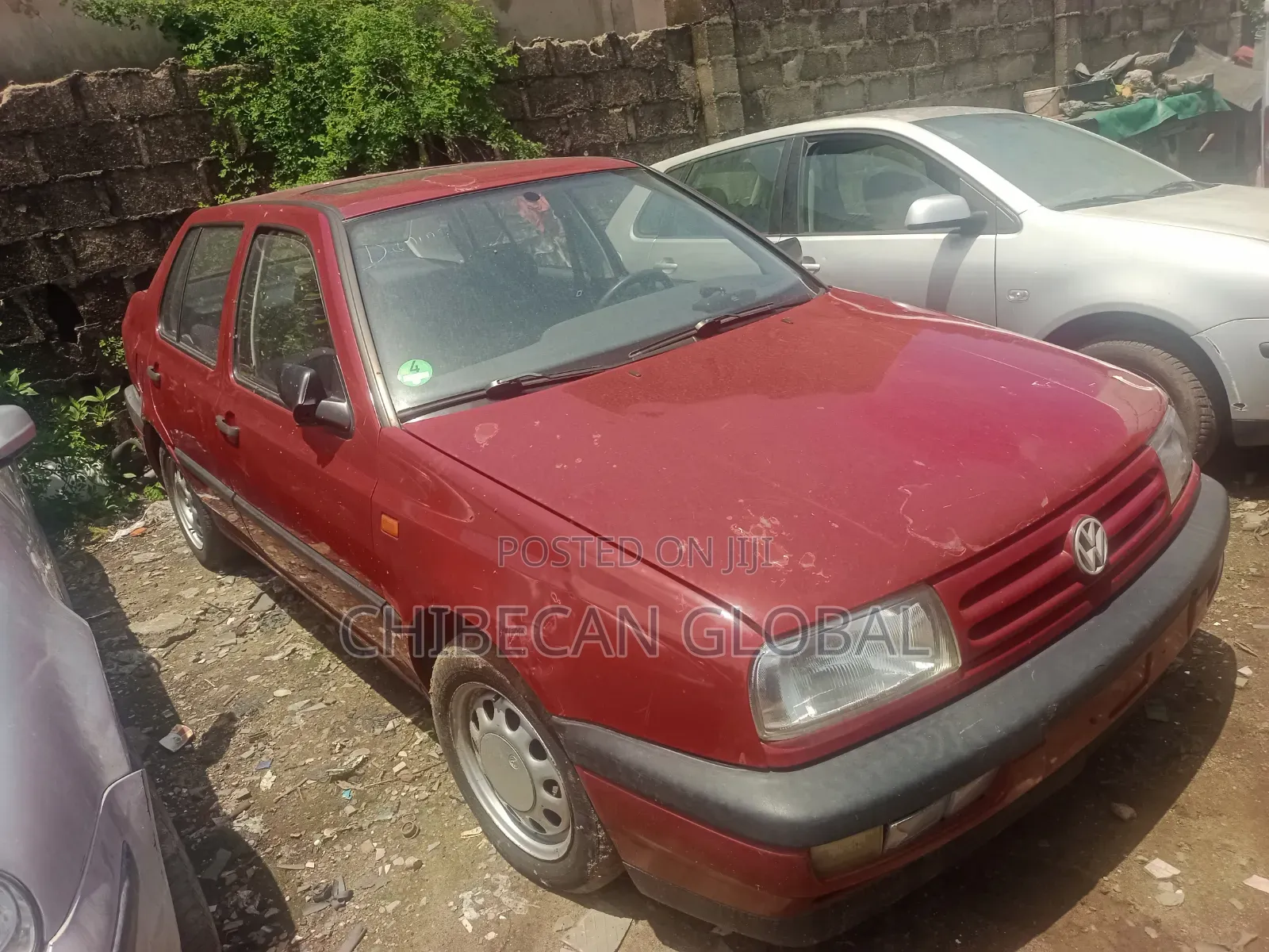 Volkswagen Vento 2004 Red