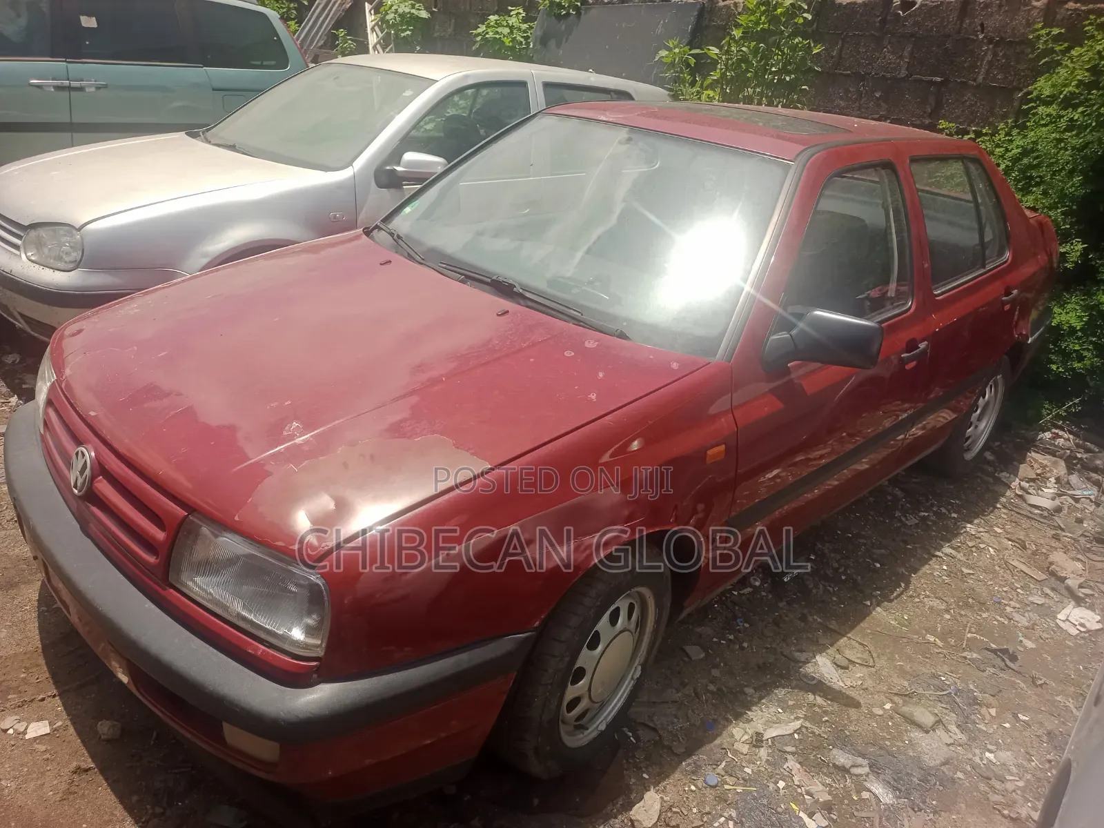 Volkswagen Vento 2004 Red