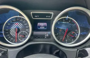 Mercedes-Benz GLE-Class 2018 Red