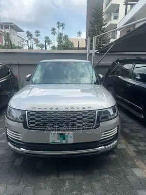 Land Rover Range Rover Vogue 2018 Gold