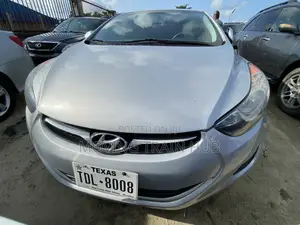 Hyundai Elantra Limited 2012 Silver