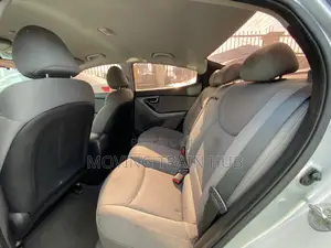 Hyundai Elantra Limited 2012 Silver