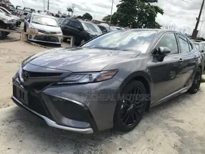 Toyota Camry XSE 2025 Gray